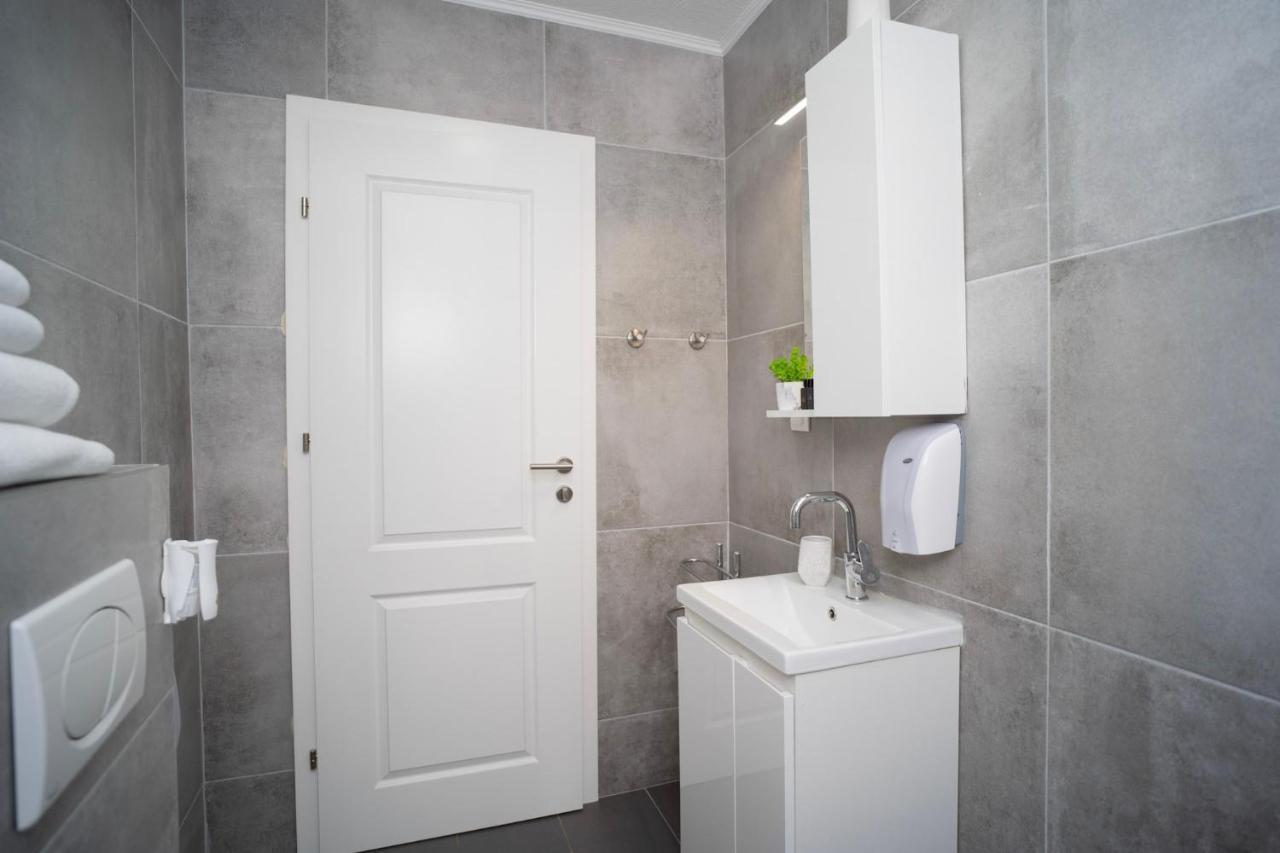 Urban Suites & Apartments Мостар Екстер'єр фото