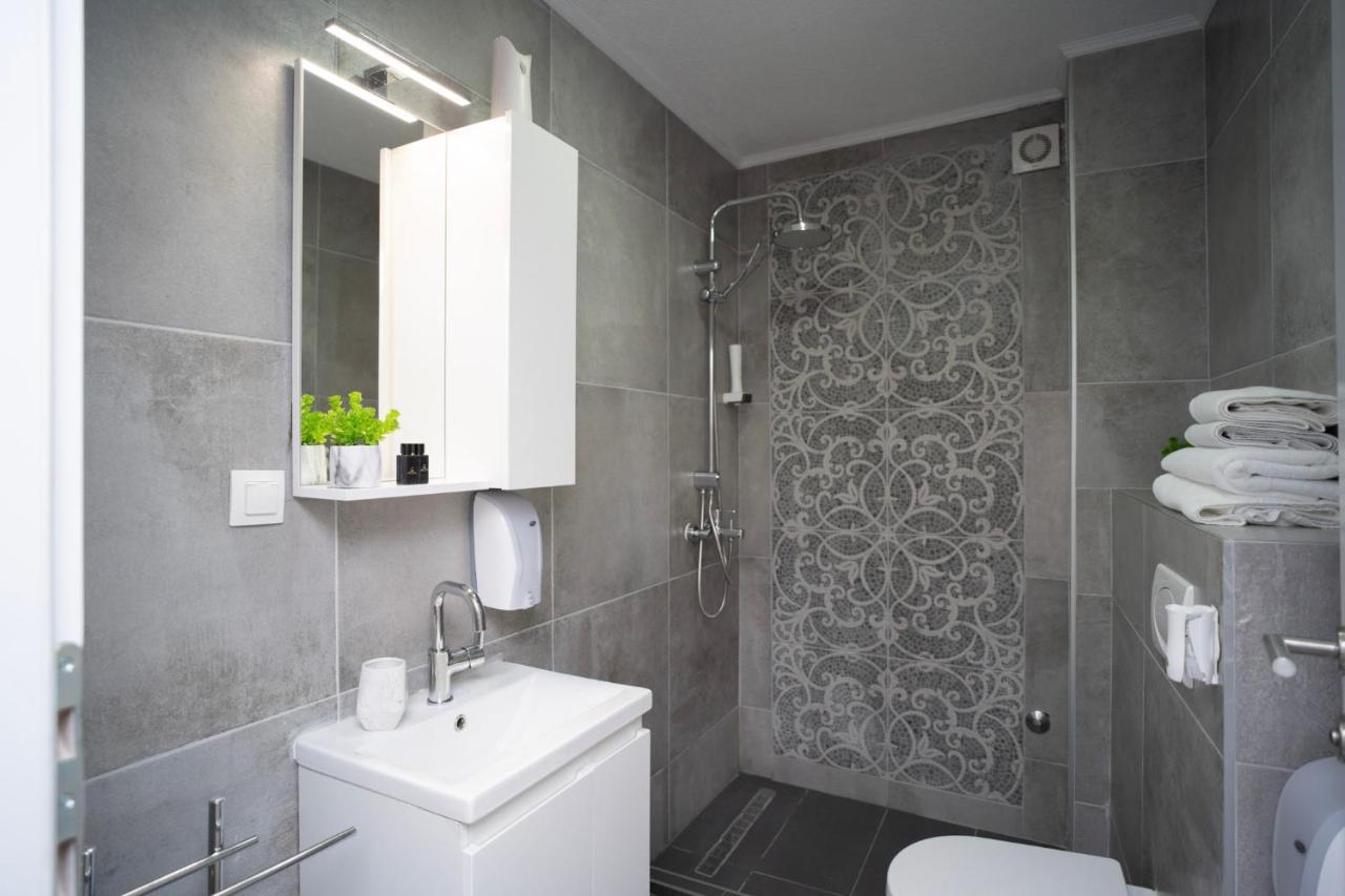 Urban Suites & Apartments Мостар Екстер'єр фото